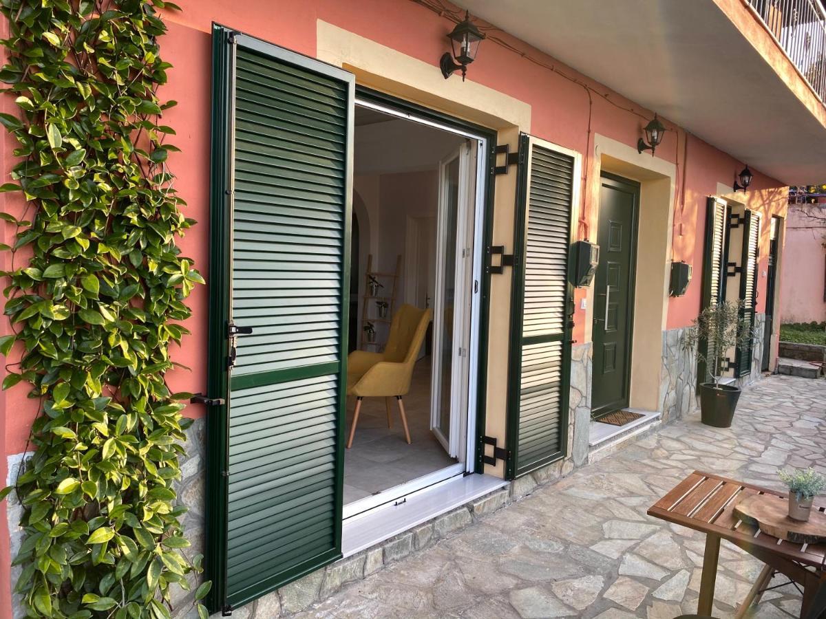 Coralli Pentati 2 "Dimitris Apartments" Exterior foto